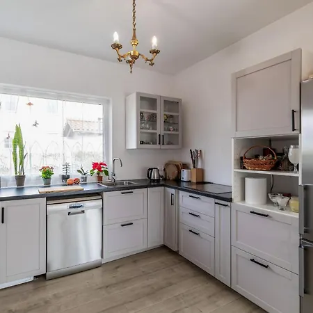 Amazing In With Kitchen Jagatowo